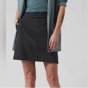 Athleta Vienna Cargo Skort‎ Black Size 6